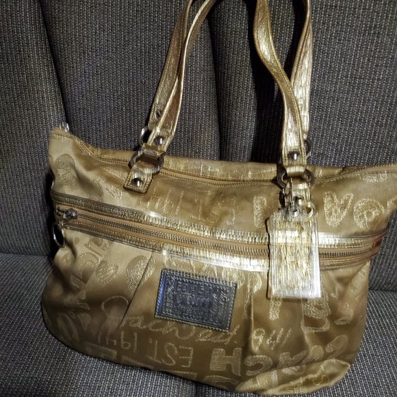 Coach Poppy Story Patch Glam Tote Bag - Picture 9 of 13